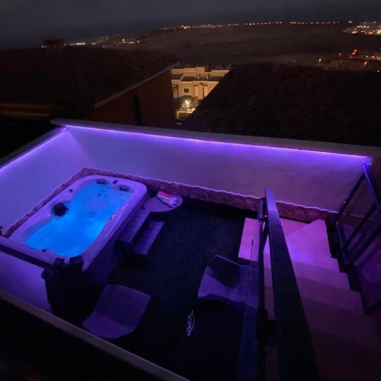 Casa Vista - Four-Bedroom House - 40