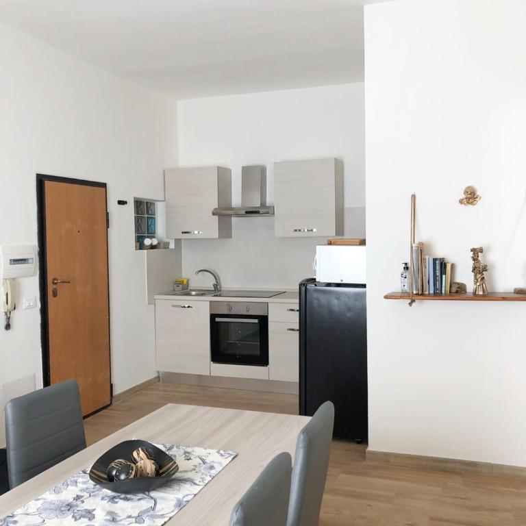 Casa Regina - Appartamento con 2 Camere da Letto - 13