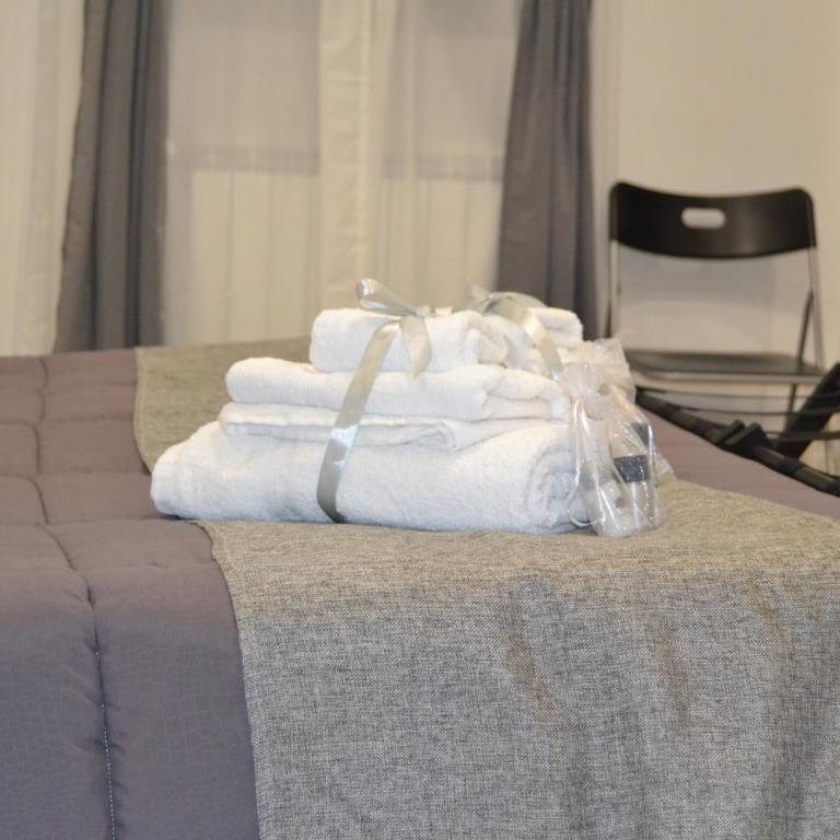 Karina's Rooms - Standard King Room - 13