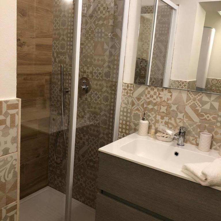 Casa Regina - Appartamento con 2 Camere da Letto - 6