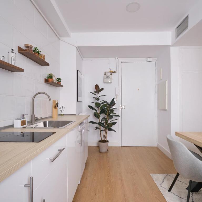 El apartamento que buscabas en la mejor ubicación - Two-Bedroom Apartment - 3