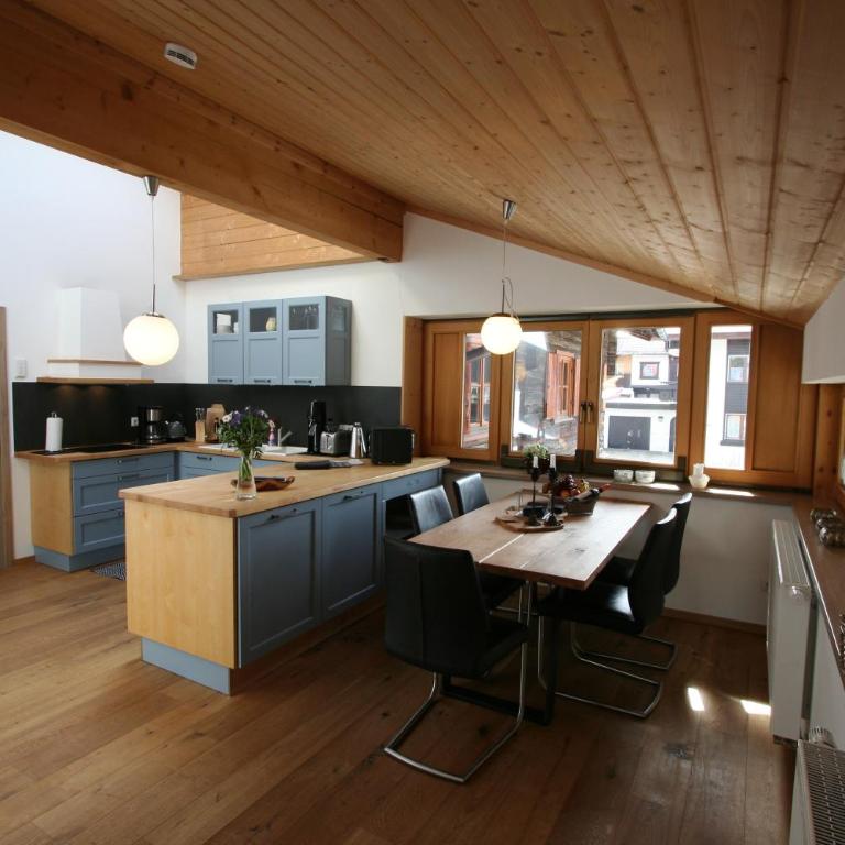 Alpenflair Ferienwohnung 316 Stadlloft - Apartment mit 2 Schlafzimmern - 1