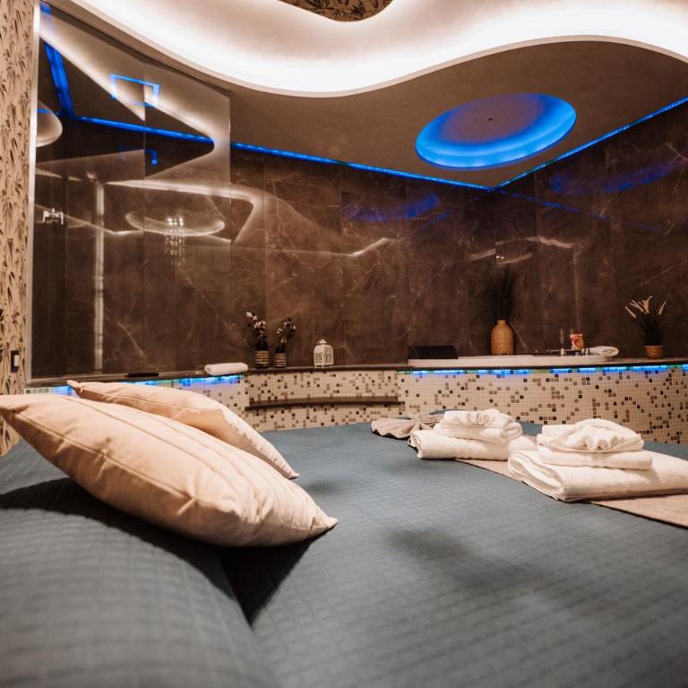 TH LUXURY SUITE - Suite Queen con Vasca Idromassaggio - 6