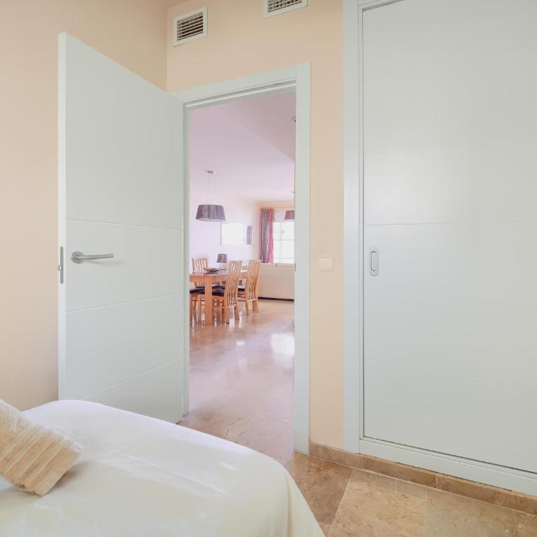 Oasis la Cala 3 ,Pools, Parking and wifi - Apartamento - 16