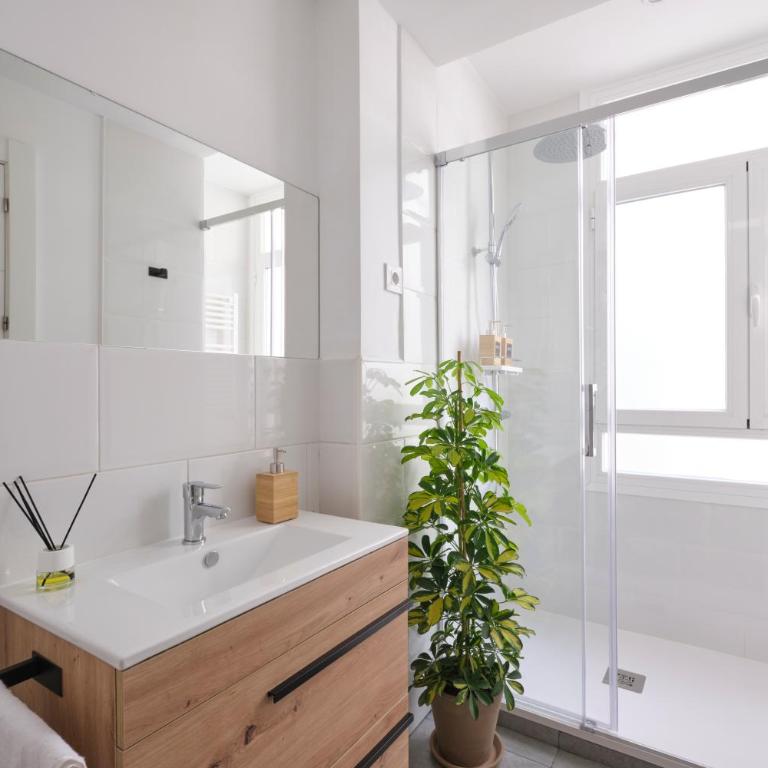 El apartamento que buscabas en la mejor ubicación - Two-Bedroom Apartment - 10