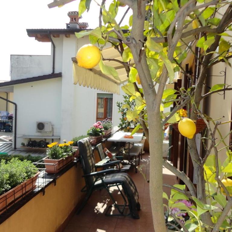 La Terrazza Appartamento turisctico Agata - Appartamento Premium con 3 Camere da Letto e Balcone - 18