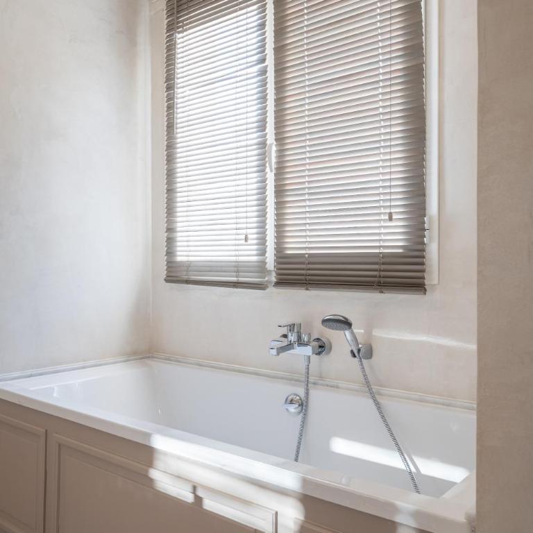La Fabrique à Poupées - Chambres et Appartements de charme au coeur de Menton - Camera Matrimoniale con Balcone - 16