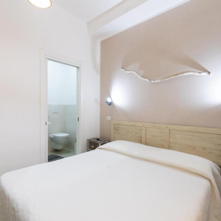 Brezza Marina - Double Room - 9