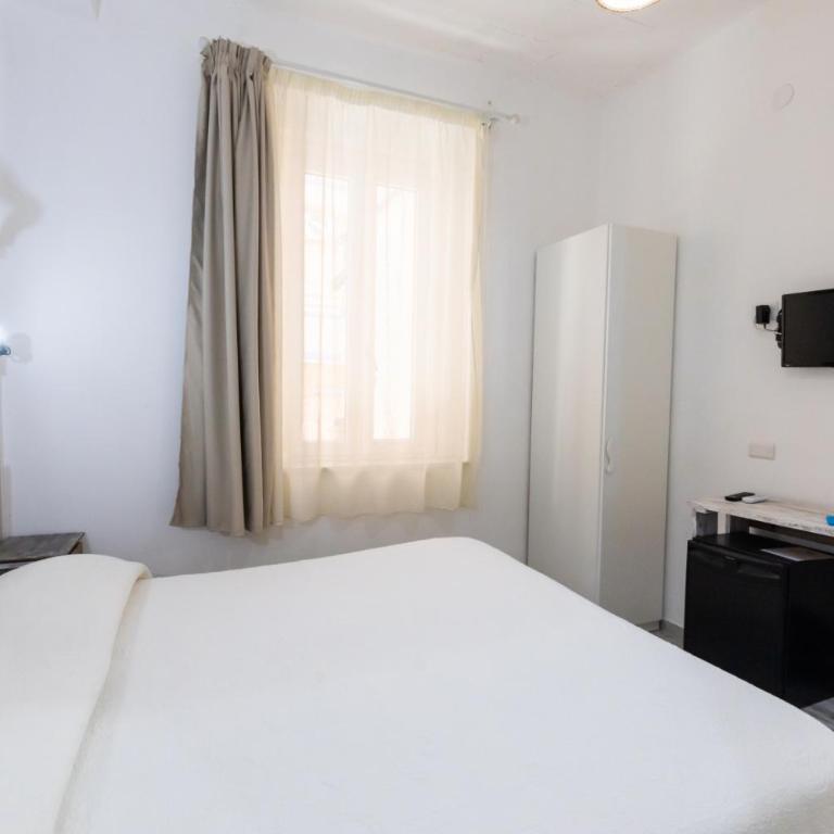 Brezza Marina - Double Room - 10