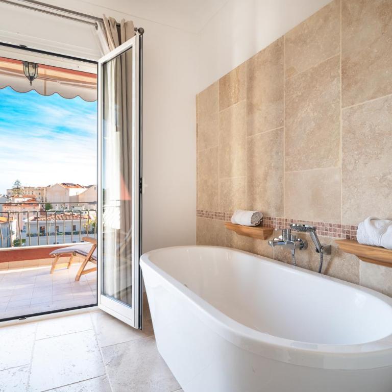 La Fabrique à Poupées - Chambres et Appartements de charme au coeur de Menton - Camera Matrimoniale con Balcone - 4