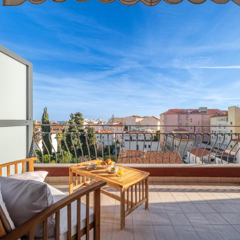 La Fabrique à Poupées - Chambres et Appartements de charme au coeur de Menton - Camera Matrimoniale con Balcone - 15