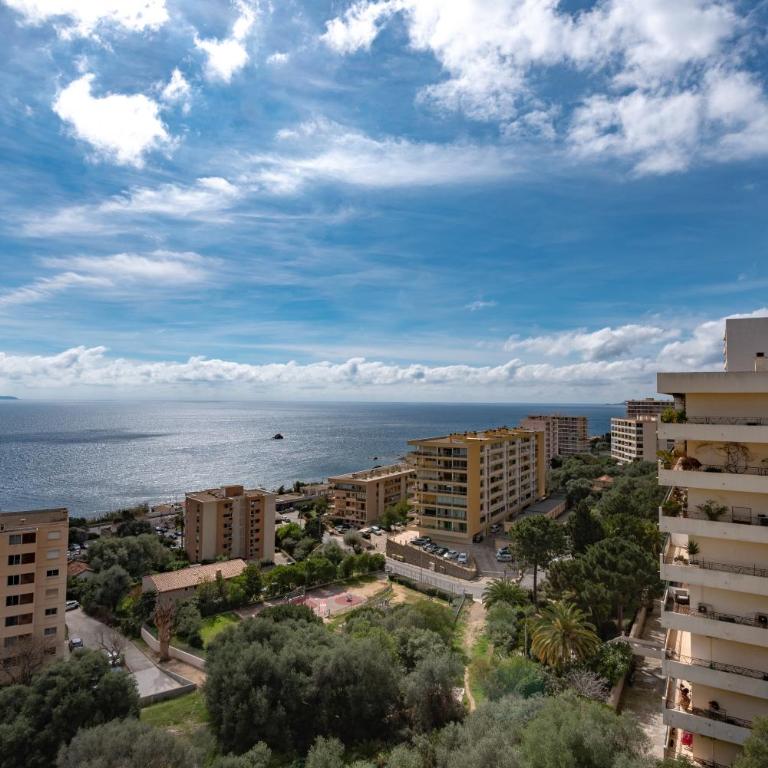 Magnifique appartement vue mer, spacieux et traversant - Appartement 2 Chambres - 18