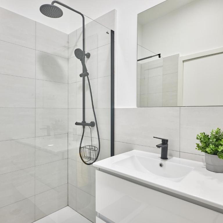 NEW.Apto-SOL. 3ROOM 3BATHROOM.Recién reformado. - Apartment - 24
