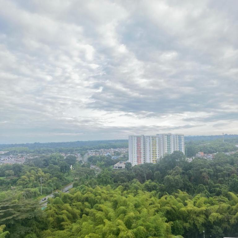 HERMOSO APTO CON VISTA a LAS MONTAÑAS DEL QUINDÍO CERCA de TODO - Apartamento de 2 dormitorios - 4