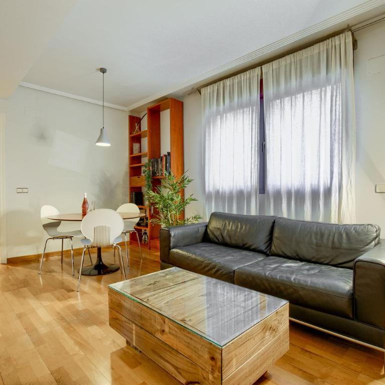 Apartamento en Chamberí con piscina - Lovely apartment in the City Center with swimming pool - Apartamento de 1 dormitorio - 1