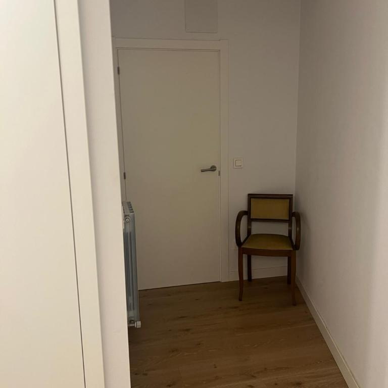 Palacete Frente al Casco Viejo de Bilbao - Apartamento de 2 dormitorios - 54