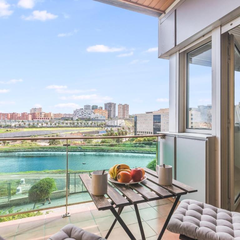 Home2Book Stylish&Comfy Apartment Rambla, Terrace - One-Bedroom Apartment - 1