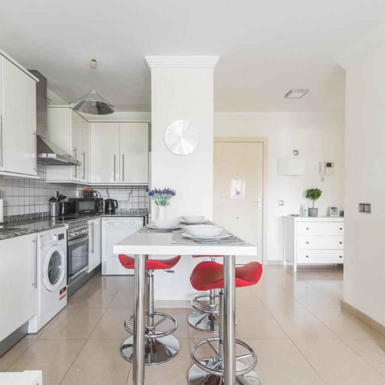 Home2Book Stylish&Comfy Apartment Rambla, Terrace - One-Bedroom Apartment - 13