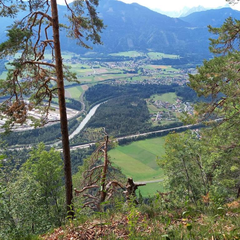 Alie Gusta - Apartment mit Blick auf die Berge - 21