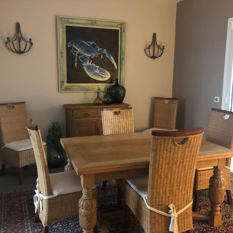 Côté PECHEUR - Chambre Familiale avec Salle de Bains Privative - 10