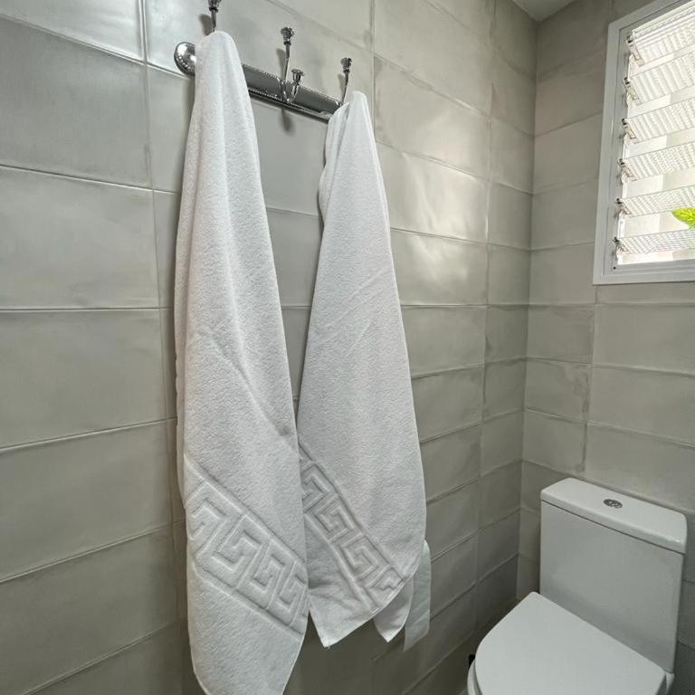 Apartamento ciudad jardín cuarta planta sin ascensor - Two-Bedroom Apartment - 40