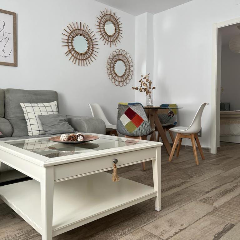 Apartamento ciudad jardín cuarta planta sin ascensor - Two-Bedroom Apartment - 8