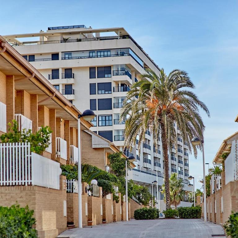 ApartUP Patacona Sunrise Duplex I - Apartment with Terrace - 60