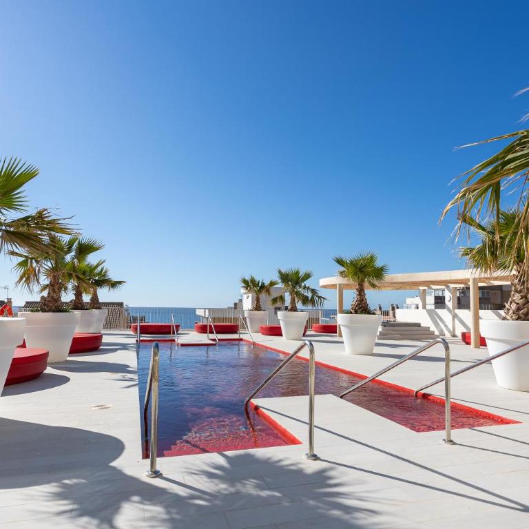 Ensuite Sea & Pool Views with Private Parking - Apartamento de 1 dormitorio - 9