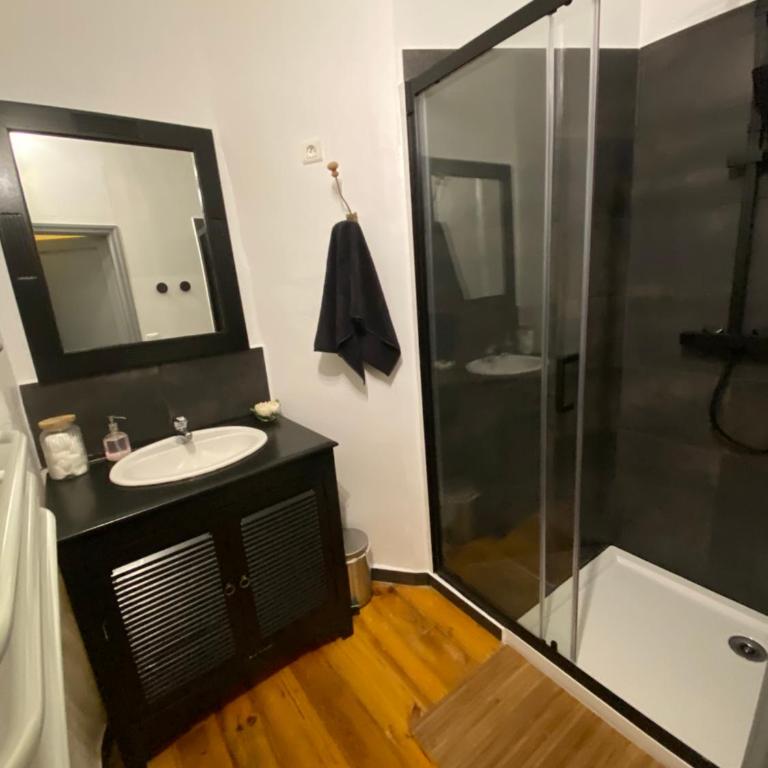 Lou Magnan - One-Bedroom Apartment - 3
