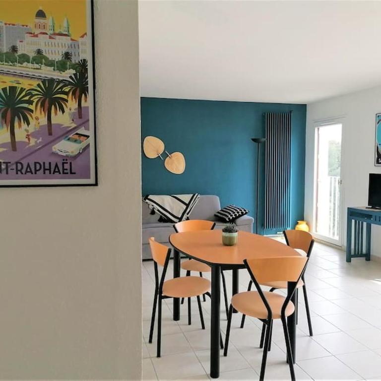 Les Orangers de Santa Lucia, vue mer et port, St Raphaël - Apartment mit 1 Schlafzimmer - 5