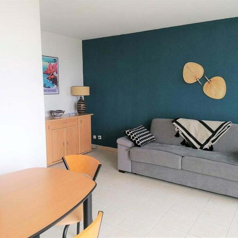 Les Orangers de Santa Lucia, vue mer et port, St Raphaël - Apartment mit 1 Schlafzimmer - 9
