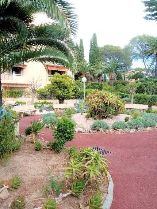Les Orangers de Santa Lucia, vue mer et port, St Raphaël - Apartment mit 1 Schlafzimmer - 11