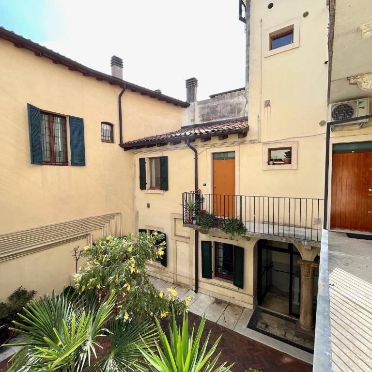Il balconcino - One-Bedroom Apartment - 12