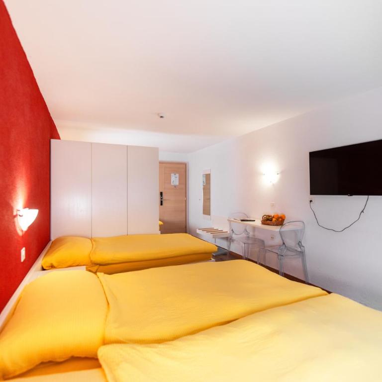 Hotel Mountime - Standard Vierbettzimmer - 2