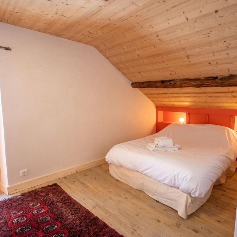 Chalet spacieux à Méribel avec terrasse ensoleillée et cheminée - Chalet 3 Chambres - 5