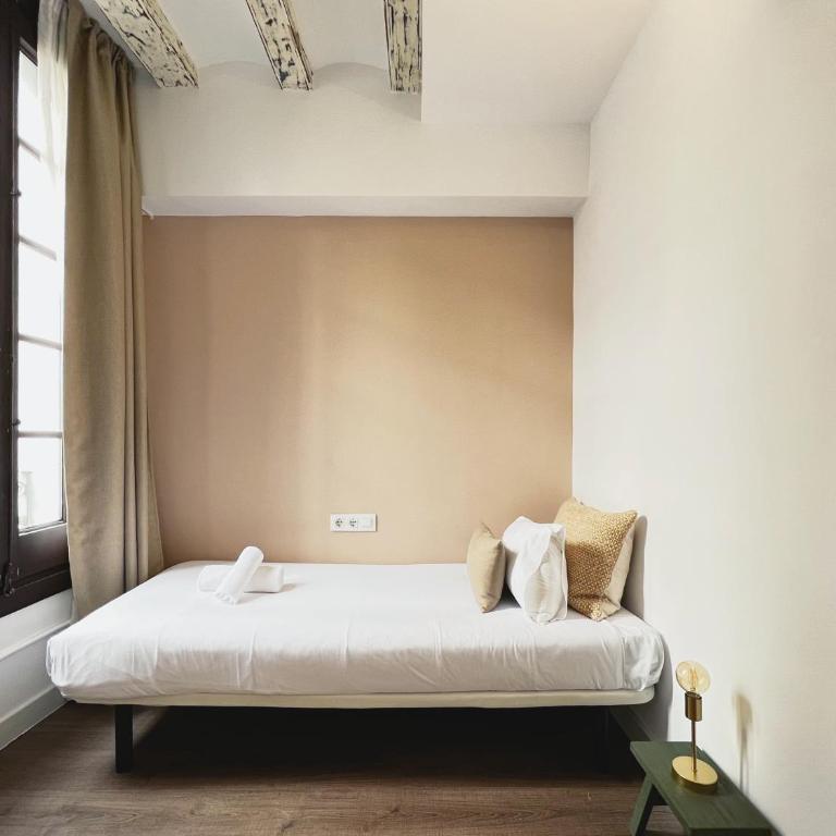 Stay U-nique Apartments Vila de Gracia - Four-Bedroom Apartment - 13