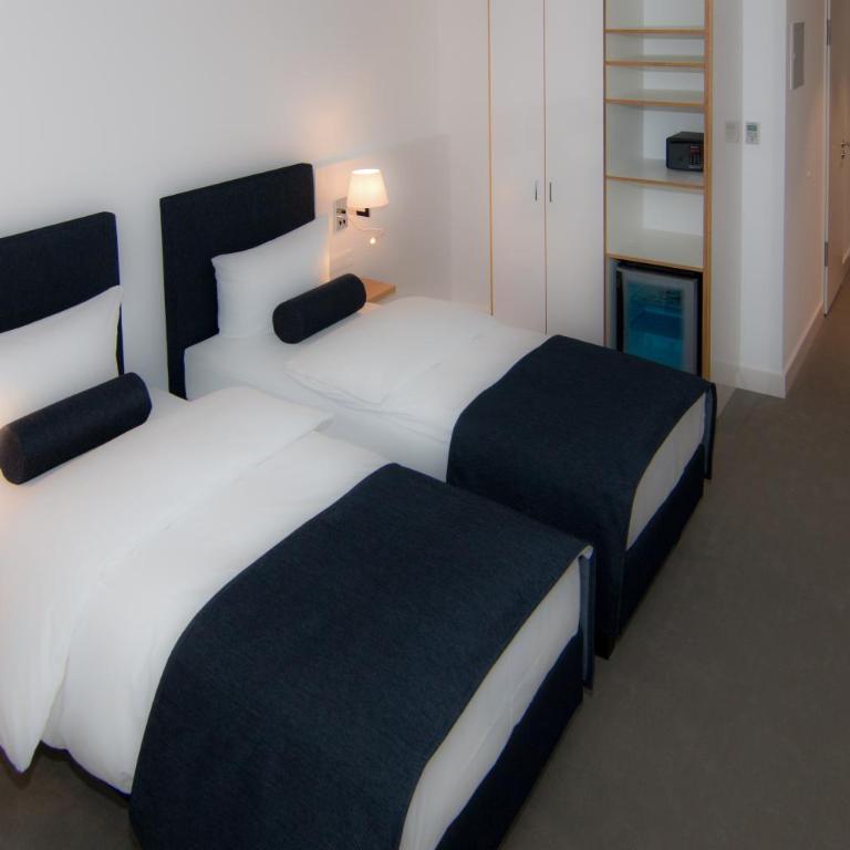 Bayer 89 Vi Vadi Hotel - Twin Room - 1
