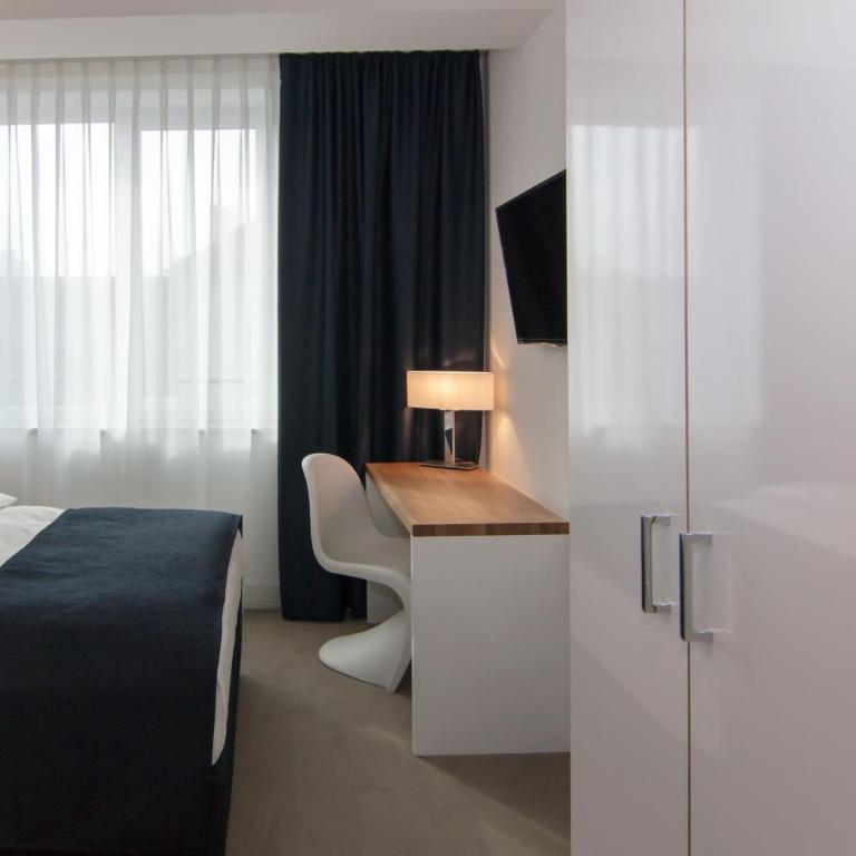 Bayer 89 Vi Vadi Hotel - Double Room - 3