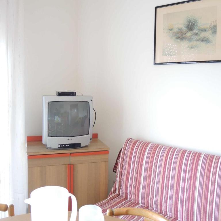 Luminous flat with balcony-Beahost Rentals - Apartamento - 7