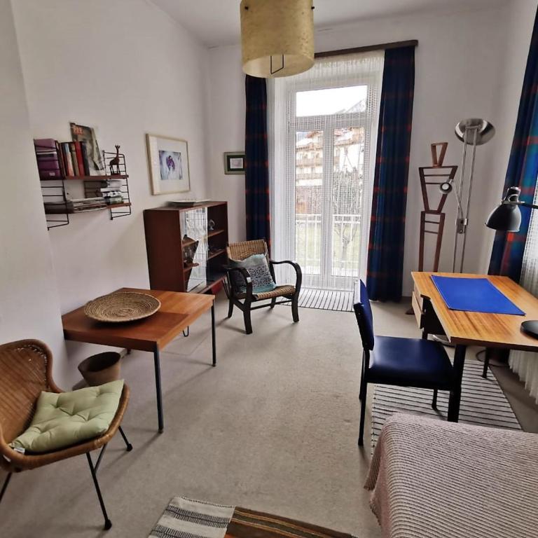 Villa Rosen - Ferienwohnungen - Apartment mit Blick auf die Berge - 13