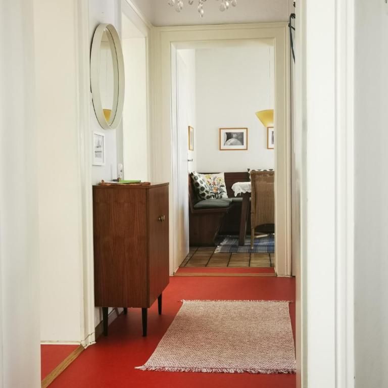 Villa Rosen - Ferienwohnungen - Apartment mit Blick auf die Berge - 18