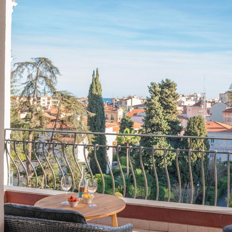 La Fabrique à Poupées - Chambres et Appartements de charme au coeur de Menton - Camera Matrimoniale con Balcone - 7