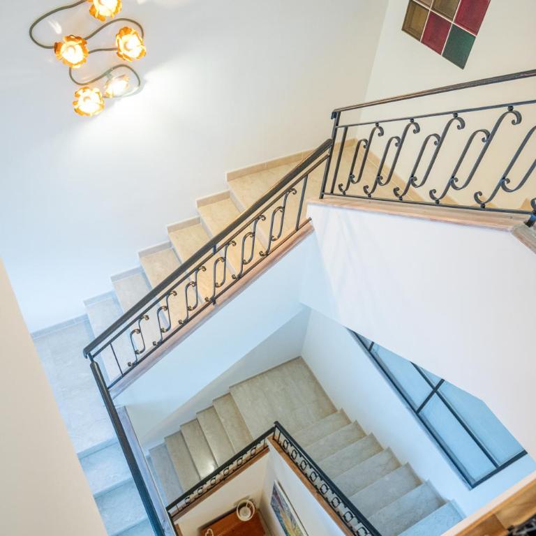 La Fabrique à Poupées - Chambres et Appartements de charme au coeur de Menton - Appartamento Superior con Balcone - 5