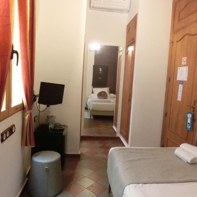 Les Monges Palace Boutique - Standard Single Room - 2