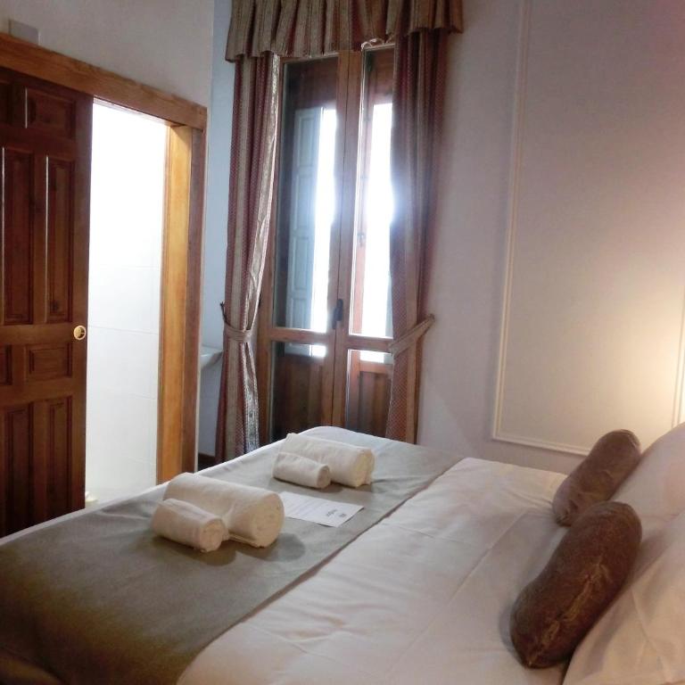 Les Monges Palace Boutique - Double Room Single Use - 6