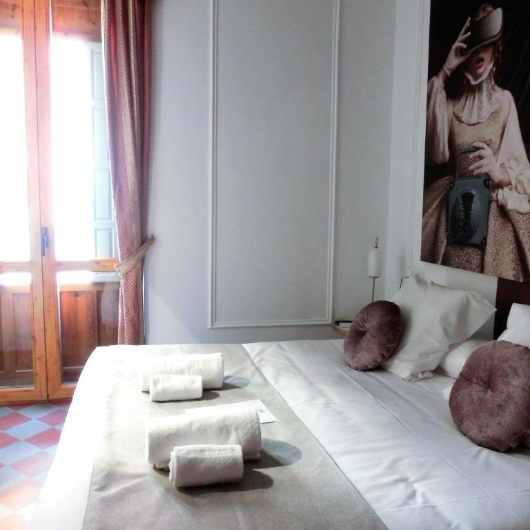Les Monges Palace Boutique - Double Room Single Use - 7