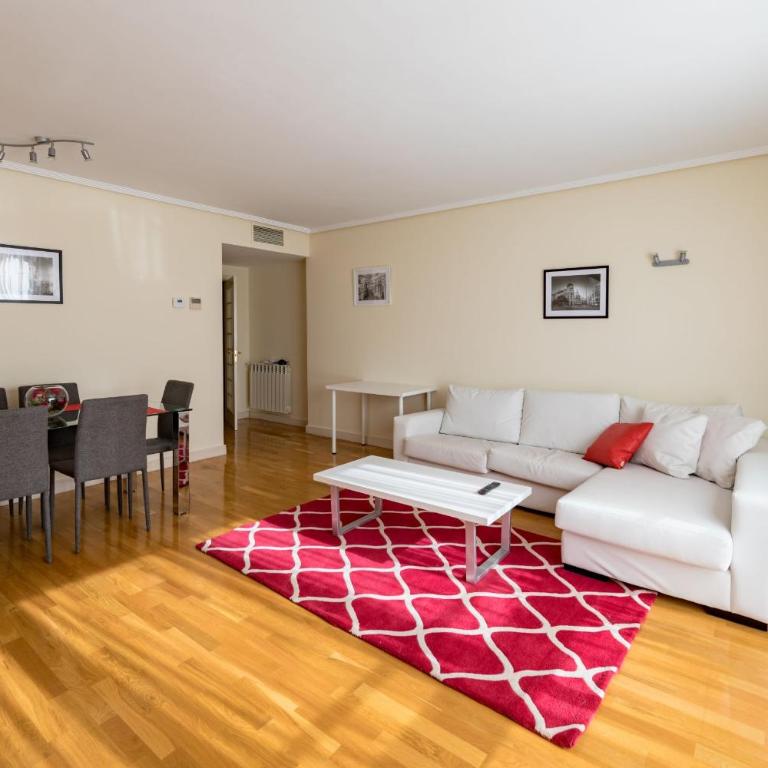 Cituspace Las Tablas Azofra - Three-Bedroom Apartment - 2