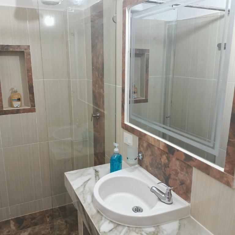 Hospedate en familia, hasta 6 personas, apto 2A - Apartamento de 3 dormitorios - 16