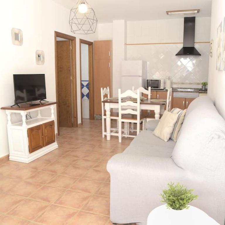 Apartamento Elena - Sólo Familias y Parejas - Apartamento de 2 dormitorios - 8