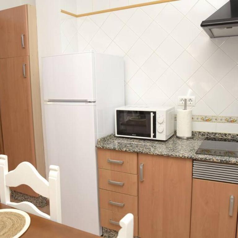 Apartamento Elena - Sólo Familias y Parejas - Apartamento de 2 dormitorios - 10